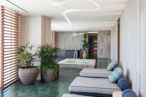 Copropriété à vendre à Miami, Floride: 3 chambres, 271.27 m2 № 2389639 - photo 25