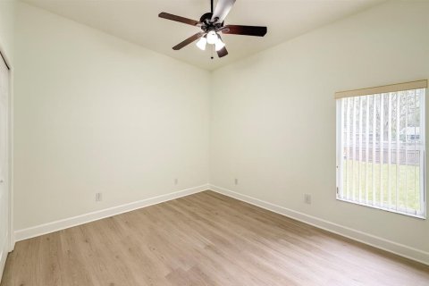 House in Valrico, Florida 4 bedrooms, 267.19 sq.m. № 1913146 - photo 16