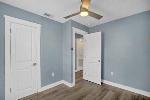 Casa en venta en Lakeland, Florida, 3 dormitorios, 62.43 m2 № 2225878 - foto 20