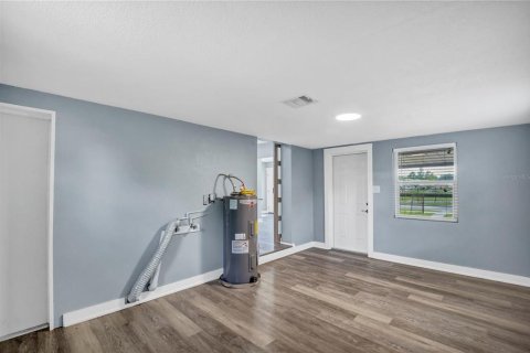 Casa en venta en Lakeland, Florida, 3 dormitorios, 62.43 m2 № 2225878 - foto 14