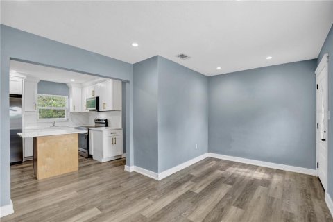 Casa en venta en Lakeland, Florida, 3 dormitorios, 62.43 m2 № 2225878 - foto 10