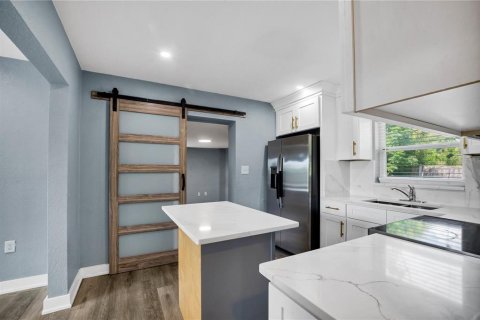 Casa en venta en Lakeland, Florida, 3 dormitorios, 62.43 m2 № 2225878 - foto 11