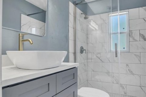 Casa en venta en Lakeland, Florida, 3 dormitorios, 62.43 m2 № 2225878 - foto 16