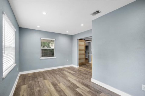 Casa en venta en Lakeland, Florida, 3 dormitorios, 62.43 m2 № 2225878 - foto 9