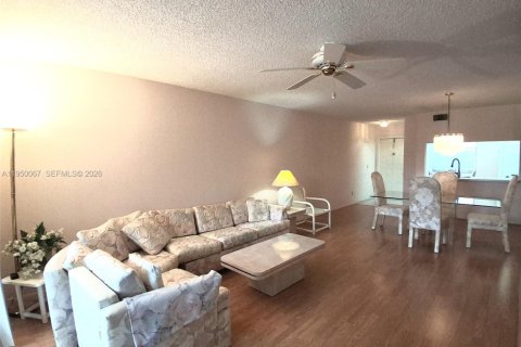 Condominio en venta en Sunrise, Florida, 2 dormitorios, 97.55 m2 № 2007361 - foto 27