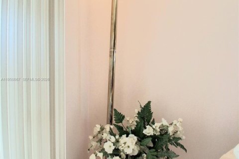 Condominio en venta en Sunrise, Florida, 2 dormitorios, 97.55 m2 № 2007361 - foto 29