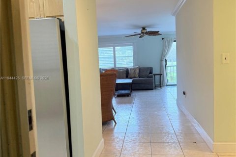 Condo in Plantation, Florida, 2 bedrooms  № 2003918 - photo 5