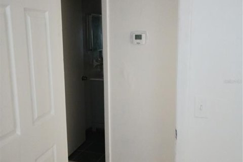 Casa en alquiler en Tampa, Florida, 3 dormitorios, 120.77 m2 № 1437990 - foto 6