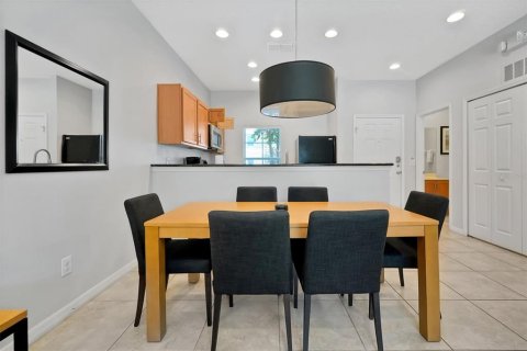 Touwnhouse à vendre à Kissimmee, Floride: 2 chambres, 107.86 m2 № 2224898 - photo 12