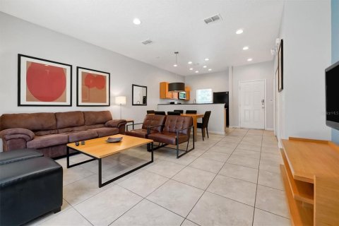 Touwnhouse à vendre à Kissimmee, Floride: 2 chambres, 107.86 m2 № 2224898 - photo 6
