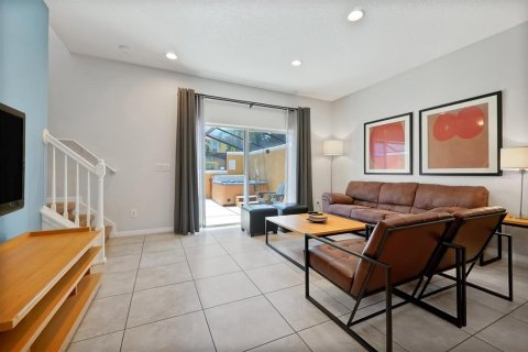 Touwnhouse à vendre à Kissimmee, Floride: 2 chambres, 107.86 m2 № 2224898 - photo 5