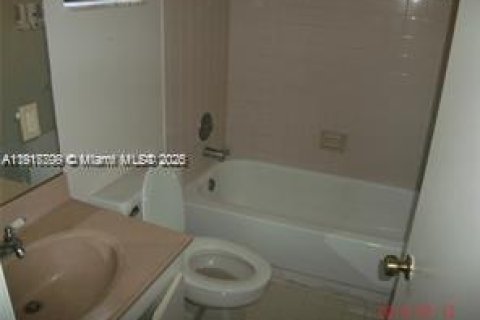 Casa en venta en Wellington, Florida, 2 dormitorios, 94.3 m2 № 2088698 - foto 3