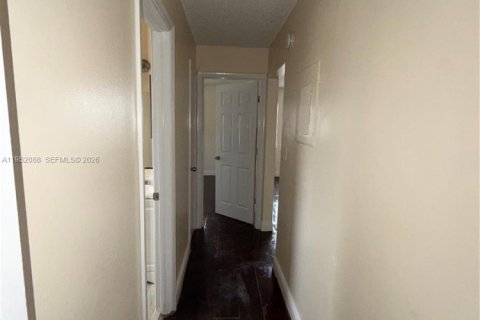 Copropriété à louer à North Lauderdale, Floride: 2 chambres, 92.9 m2 № 2007437 - photo 9