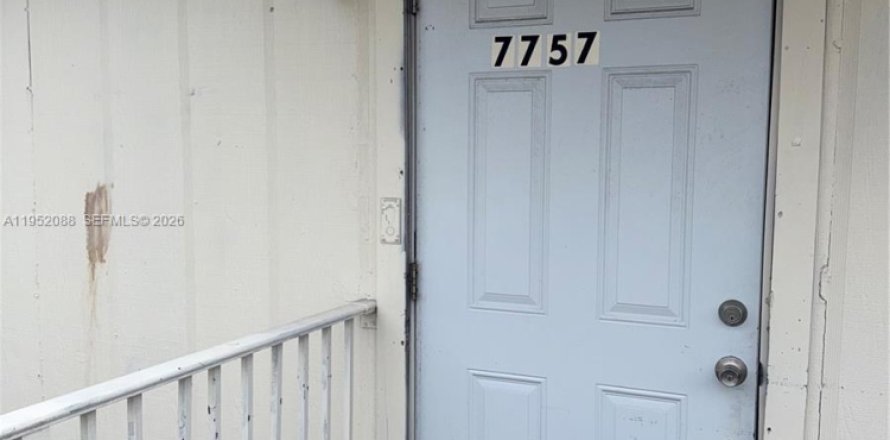 Condo à North Lauderdale, Floride, 2 chambres  № 2007437