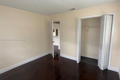 Copropriété à louer à North Lauderdale, Floride: 2 chambres, 92.9 m2 № 2007437 - photo 7