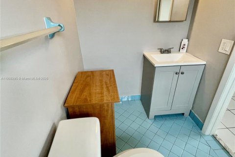 Casa en alquiler en West Park, Florida, 3 dormitorios, 106.65 m2 № 2012711 - foto 3