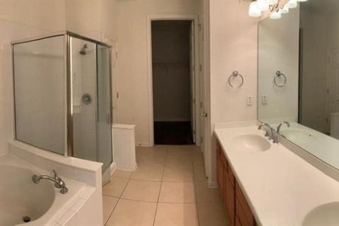 Copropriété à louer à Orlando, Floride: 3 chambres, 182.27 m2 № 2418619 - photo 4