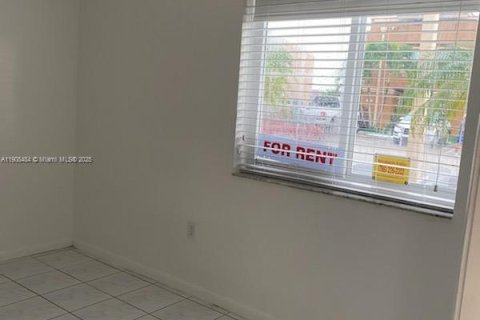 Appartement à louer à Miami, Floride: 2 chambres, 90.12 m2 № 1964318 - photo 11