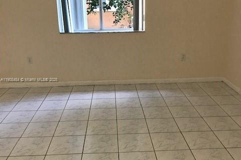Appartement à louer à Miami, Floride: 2 chambres, 90.12 m2 № 1964318 - photo 21