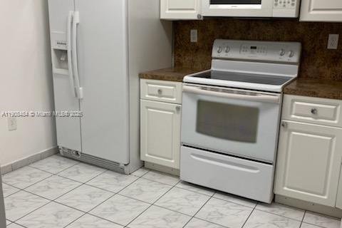 Appartement à louer à Miami, Floride: 2 chambres, 90.12 m2 № 1964318 - photo 15