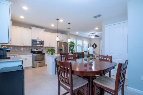 Townhouse in HARMONY AT LAKEWOOD RANCH in Bradenton, Florida 3 bedrooms, 161.84 sq.m. № 1556185 - photo 13