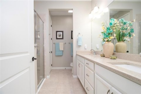 Townhouse in HARMONY AT LAKEWOOD RANCH in Bradenton, Florida 3 bedrooms, 161.84 sq.m. № 1556185 - photo 16