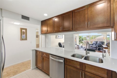 Condominio en venta en Clearwater, Florida, 2 dormitorios, 98.48 m2 № 2133241 - foto 9