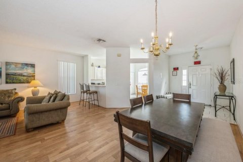 Villa ou maison à vendre à Davenport, Floride: 3 chambres, 152.17 m2 № 1852635 - photo 6