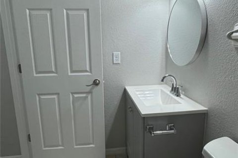Casa en alquiler en North Port, Florida, 3 dormitorios, 109.25 m2 № 2093618 - foto 10