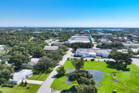 Immobilier commercial à louer à Vero Beach, Floride: 1 chambre, 37.16 m2 № 2083858 - photo 3