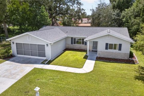 Casa en Summerfield, Florida 3 dormitorios, 134.71 m2 № 2371242
