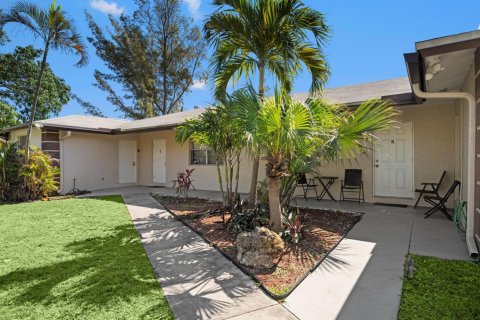 Immobilier commercial à vendre à Boynton Beach, Floride: 232.53 m2 № 2154168 - photo 11