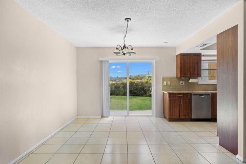 Immobilier commercial à vendre à Boynton Beach, Floride: 232.53 m2 № 2154168 - photo 15