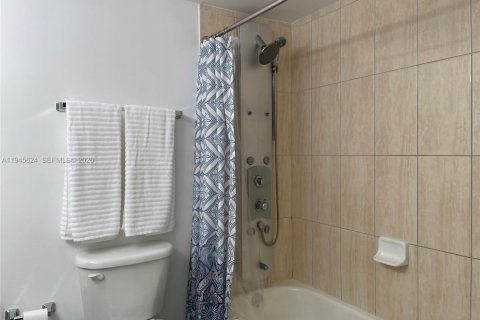 Copropriété à louer à Miami, Floride: 46.73 m2 № 2002026 - photo 15