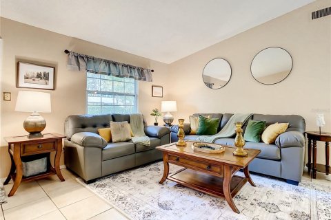 House in Ocala, Florida 3 bedrooms, 95.32 sq.m. № 1577508 - photo 8