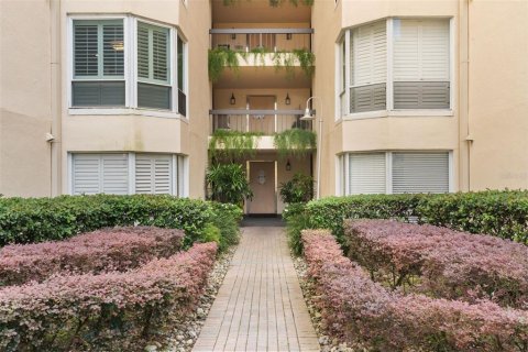 Copropriété à vendre à Maitland, Floride: 2 chambres, 111.76 m2 № 2425218 - photo 3
