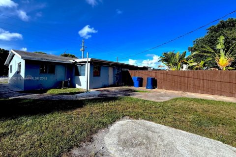 Commercial property in Wilton Manors, Florida № 1834287 - photo 4