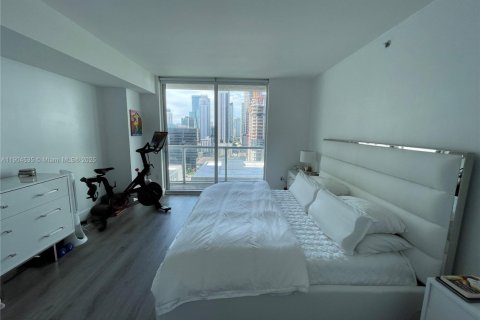 Condo in Miami, Florida, 1 bedroom  № 2012662 - photo 4