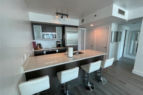 Condo in Miami, Florida, 1 bedroom  № 2012662