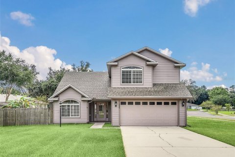 Villa ou maison à DeLand, Floride 3 chambres, 156.82 m2 № 2358928