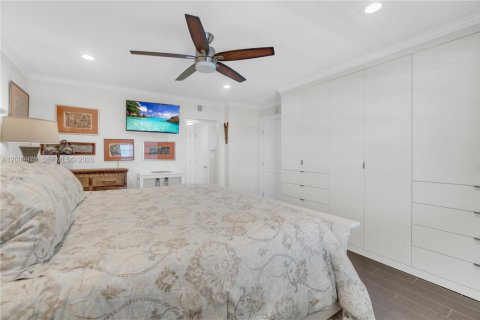 Copropriété à vendre à Fort Lauderdale, Floride: 2 chambres, 118.91 m2 № 2073347 - photo 19