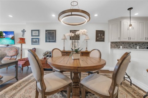 Copropriété à vendre à Fort Lauderdale, Floride: 2 chambres, 118.91 m2 № 2073347 - photo 9