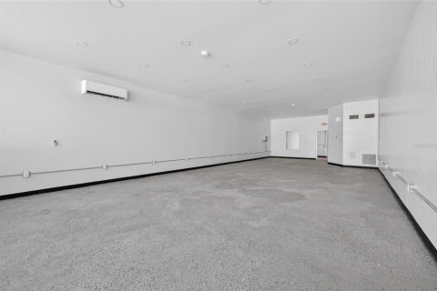 Купить коммерческую недвижимость в Дейтона-Бич, Флорида 204.38м2, № 2127616 - фото 23