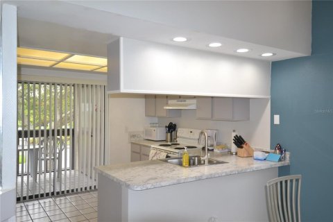 Condominio en alquiler en Oldsmar, Florida, 2 dormitorios, 85.84 m2 № 1742990 - foto 3