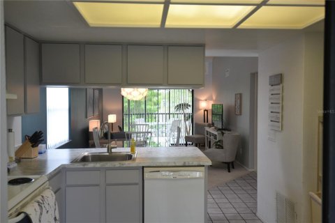 Condominio en alquiler en Oldsmar, Florida, 2 dormitorios, 85.84 m2 № 1742990 - foto 11