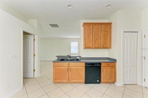 Casa en alquiler en Lakewood Ranch, Florida, 4 dormitorios, 173.54 m2 № 1919845 - foto 8
