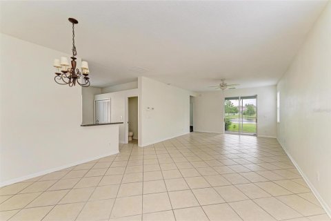 Casa en alquiler en Lakewood Ranch, Florida, 4 dormitorios, 173.54 m2 № 1919845 - foto 5