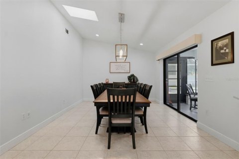 Casa en venta en Palm Harbor, Florida, 3 dormitorios, 173.73 m2 № 2381033 - foto 27