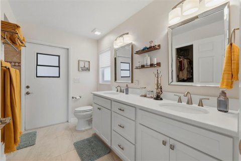 Casa en venta en Palm Harbor, Florida, 3 dormitorios, 173.73 m2 № 2381033 - foto 18