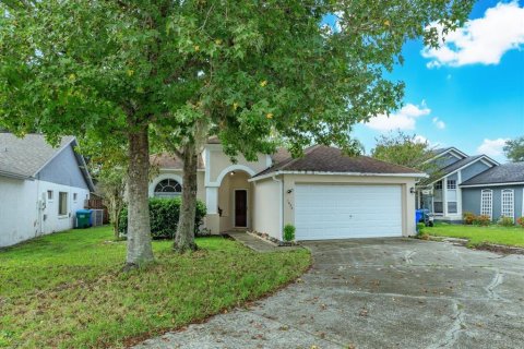 Villa ou maison à vendre à Oviedo, Floride: 3 chambres, 104.89 m2 № 1903888 - photo 1